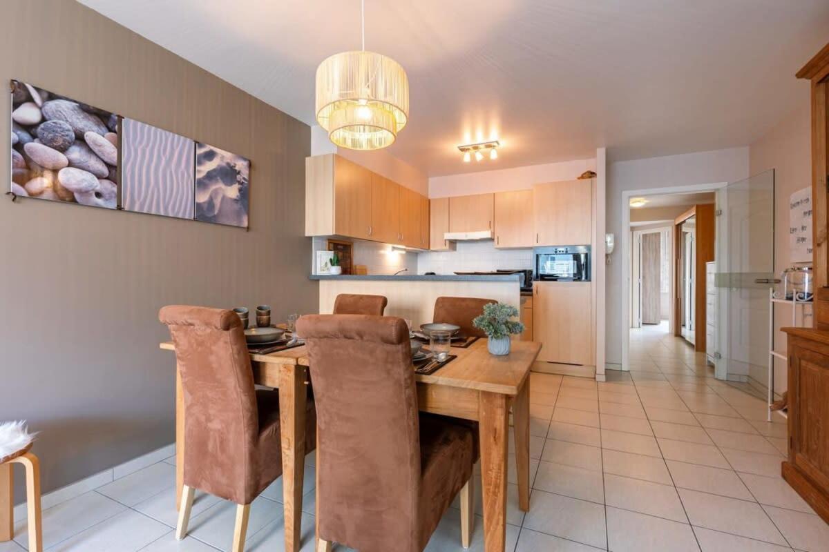Huswell - Lovely Apartment With Lateral Sea View Middelkerke Bagian luar foto